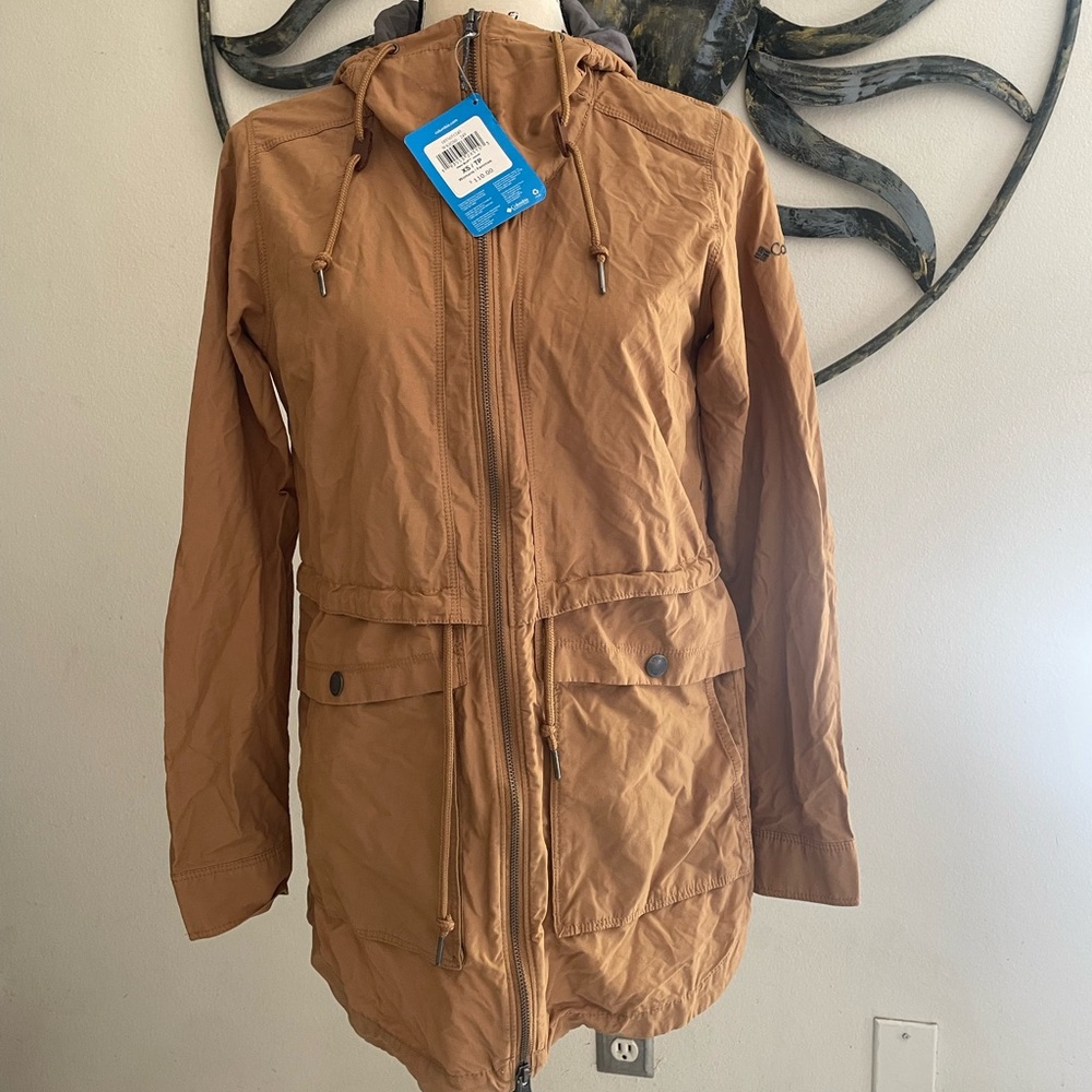 Columbia light jacket